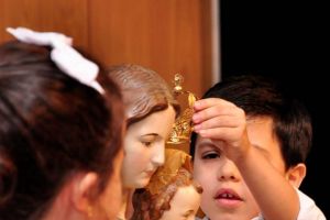 Coroação de Nossa Senhora   Educação Infantil