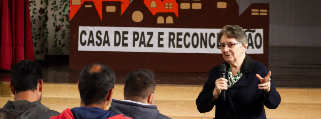 Colégio do Carmo recebe visita da Inspetora Ir. Alaíde